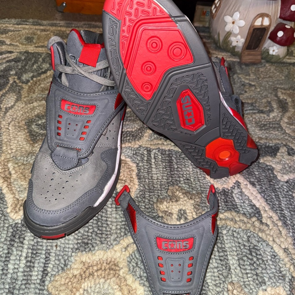 Converse mens High-Top Sneakers - Gray and Red (Brand New) - Picture 6 of 10